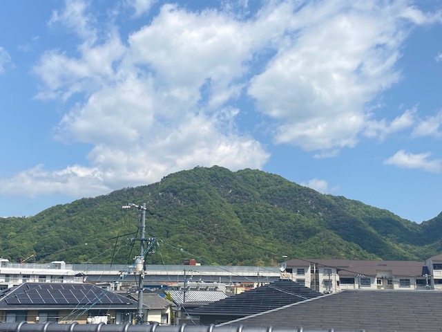 寝室からの眺め | 山に登ってみました | 日々是楽日 | 広島の設計事務所|TOM建築設計事務所